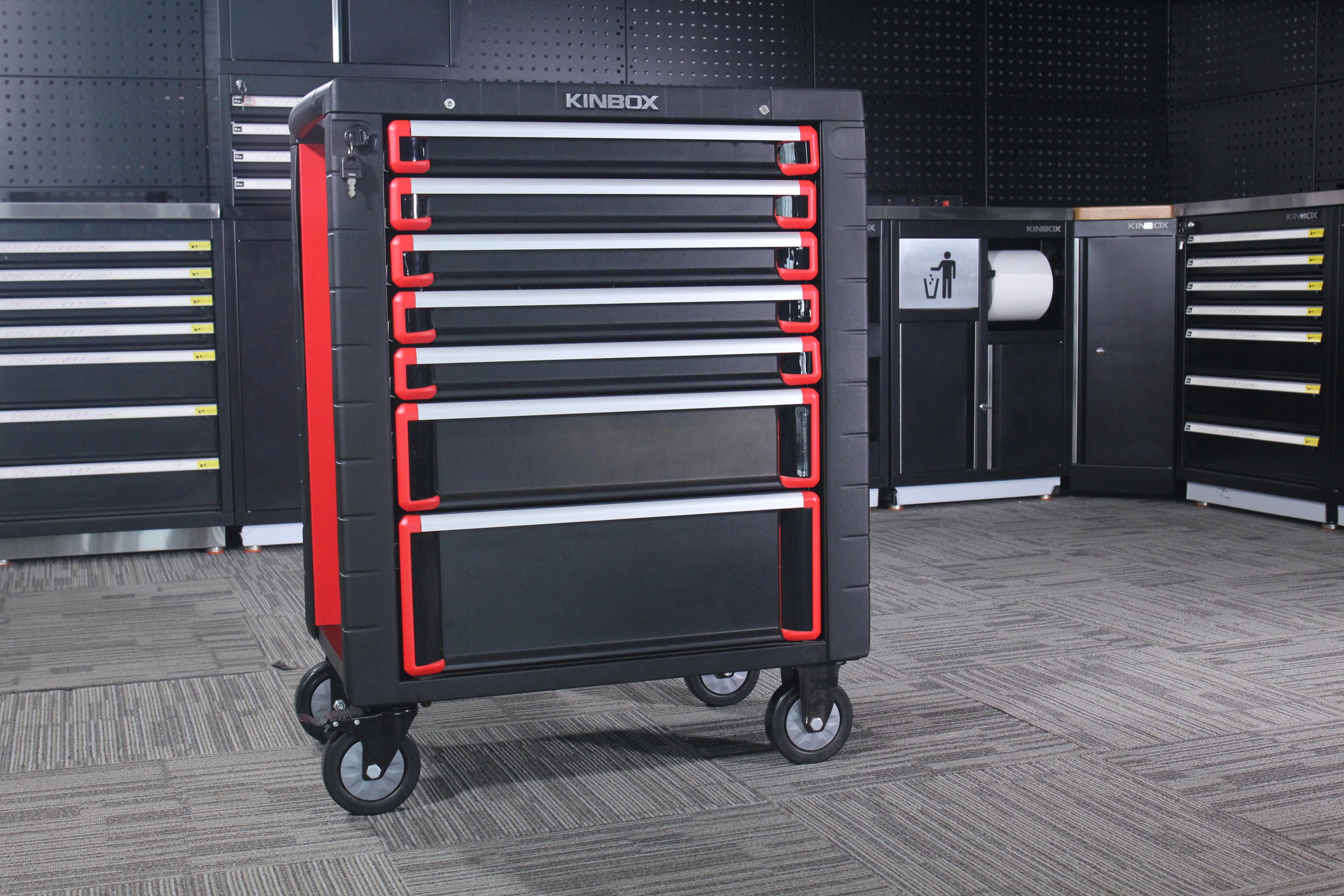 Hoe worden hoogwaardige industriële gereedschapskasten vervaardigd?